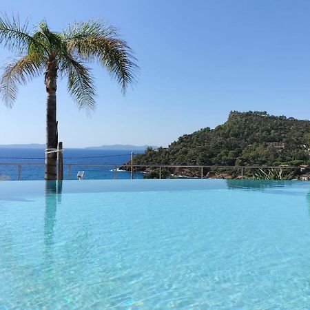 Les Lauriers Roses Lejlighedshotel Le Le Rayol-Canadel-sur-Mer Eksteriør billede