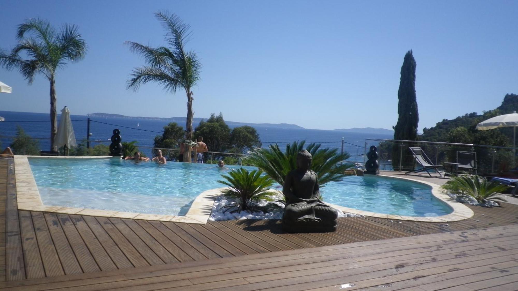 Les Lauriers Roses Lejlighedshotel Le Le Rayol-Canadel-sur-Mer Eksteriør billede