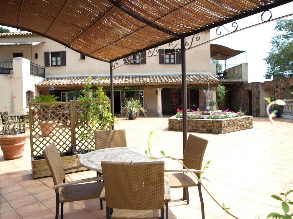 Les Lauriers Roses Lejlighedshotel Le Le Rayol-Canadel-sur-Mer Eksteriør billede