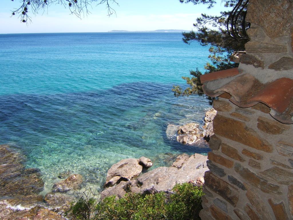 Les Lauriers Roses Lejlighedshotel Le Le Rayol-Canadel-sur-Mer Eksteriør billede