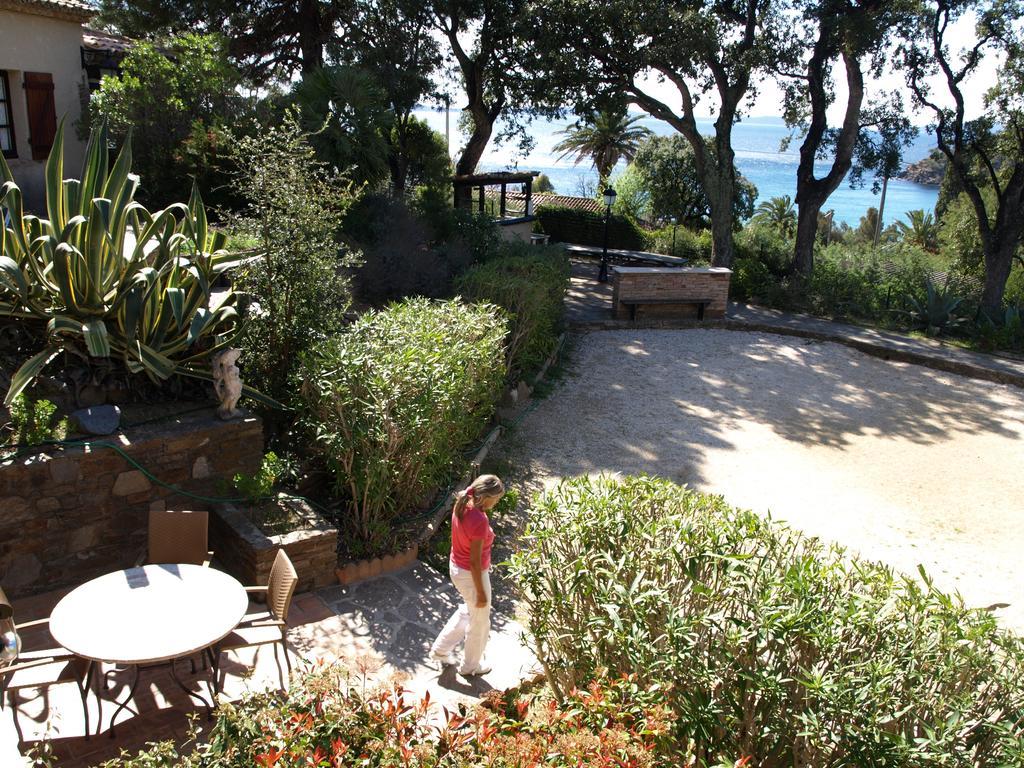 Les Lauriers Roses Lejlighedshotel Le Le Rayol-Canadel-sur-Mer Eksteriør billede