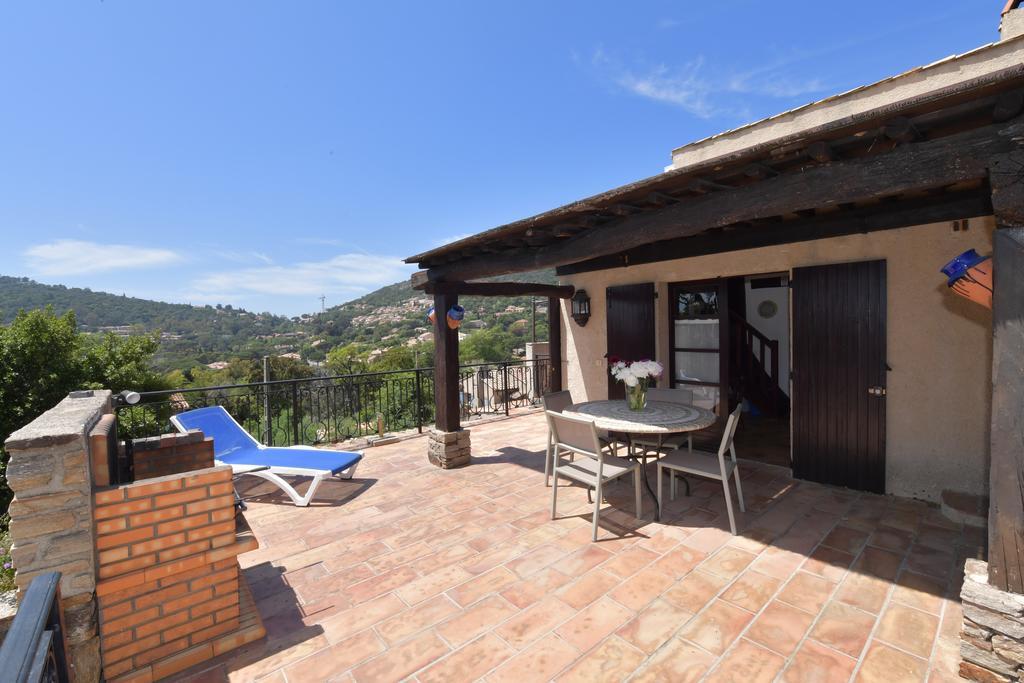 Les Lauriers Roses Lejlighedshotel Le Le Rayol-Canadel-sur-Mer Værelse billede