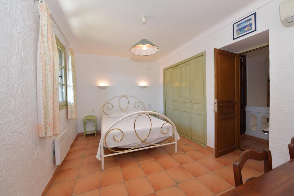 Les Lauriers Roses Lejlighedshotel Le Le Rayol-Canadel-sur-Mer Eksteriør billede