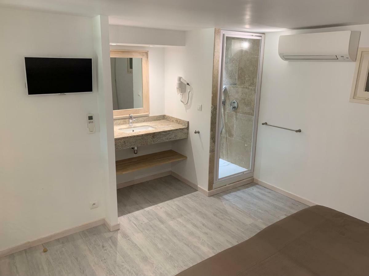 Les Lauriers Roses Lejlighedshotel Le Le Rayol-Canadel-sur-Mer Eksteriør billede